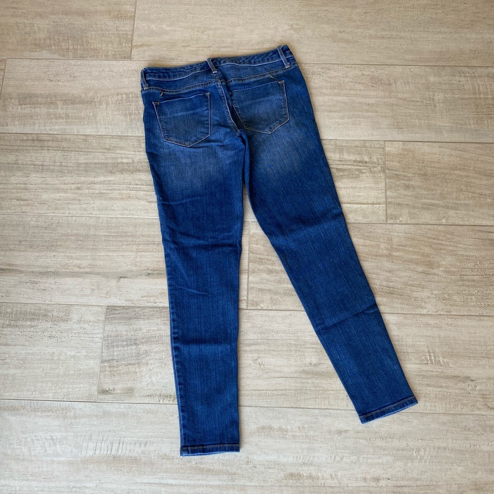 Target Mossimo Medium Wash Jeans - Picture 3 of 3